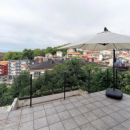 Eider By People * Σαν Σεμπαστιάν